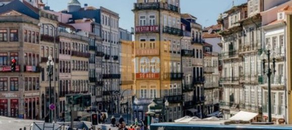 9 bedrooms Building in Porto, Portugal No. 109964 14