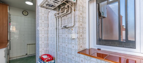 3 bedrooms Apartment in Madrid, Spain No. 144535 19