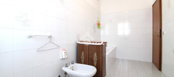 Дом с 3 спальнями в Котиньола, Италия № 330556 14