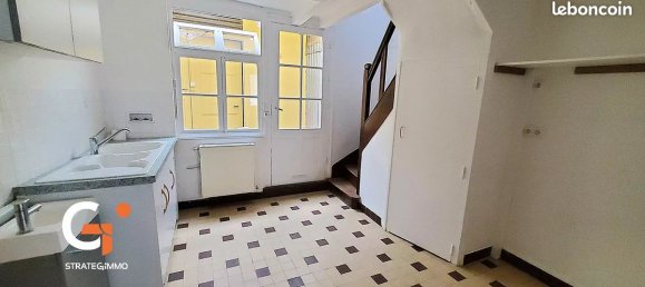 2 bedrooms House in Honfleur, France No. 353748 2