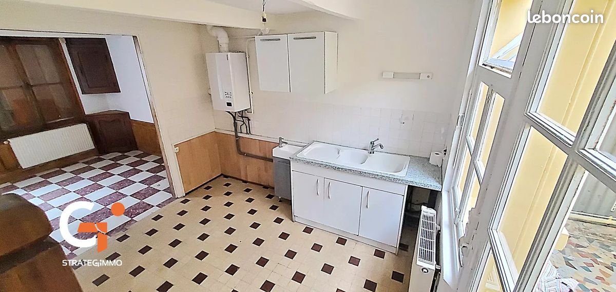 2 bedrooms House in Honfleur, France No. 353748