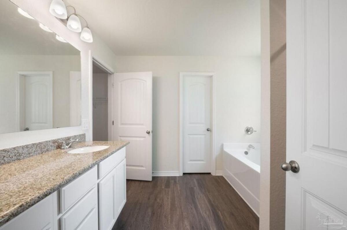 3 bedrooms House in Pace, USA No. 422438