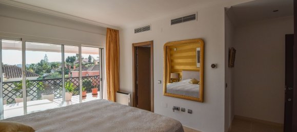 4 chambres Maison de ville à Marbella, Spain No. 43747 21