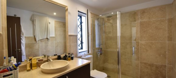 4 chambres Maison de ville à Marbella, Spain No. 43747 18