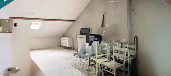 Casa de 3 dormitorios en Talange, France No. 242213 14