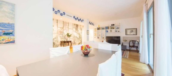 3 rooms Apartment in Genoa, Italy No. 83155 3