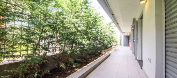 3 rooms Apartment in Genoa, Italy No. 83155 38