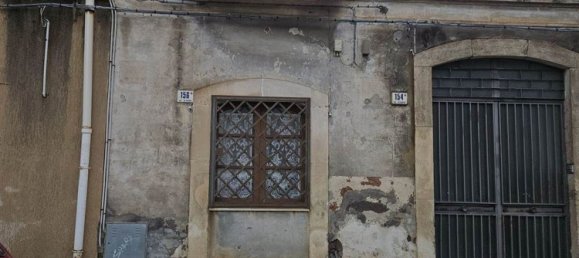 Casa de 3 divisões em Catania, Italy N.º 47939 9