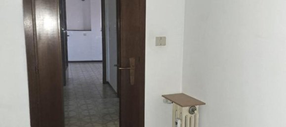 Studio in Carmagnola, Italy No. 125396 10