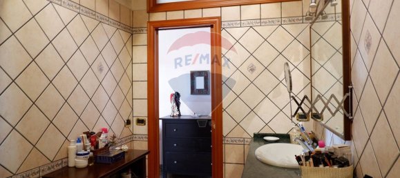 348m² Commercial property in Casagiove, Italy No. 160895 31