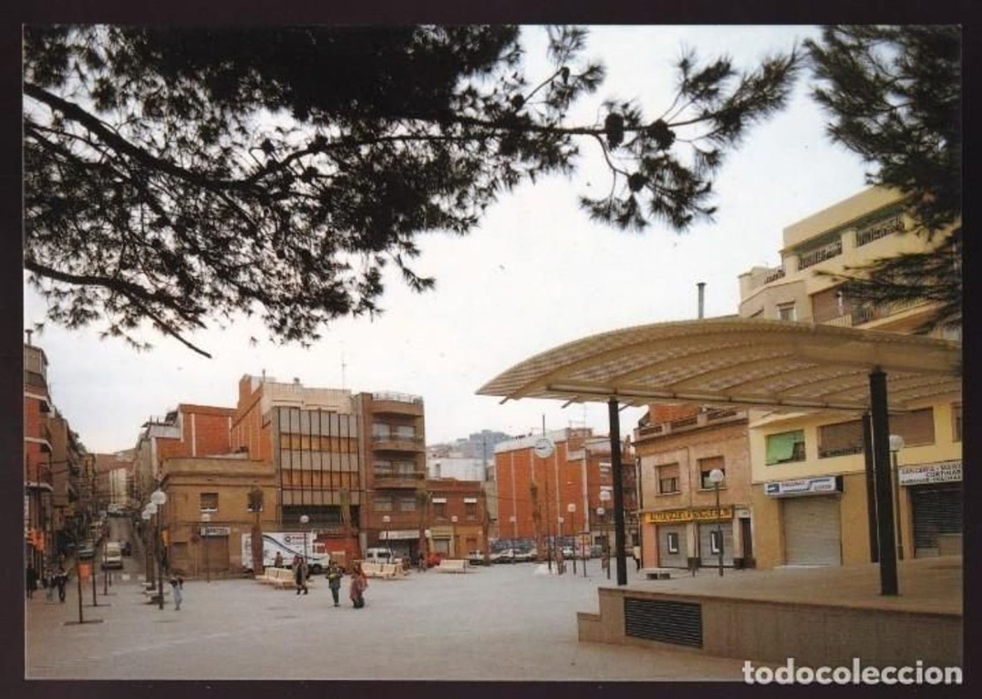 75m² Commercial property in Santa Coloma de Gramenet, Spain No. 119079