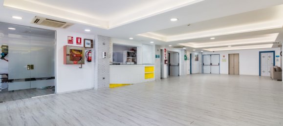 84 bedrooms Hotel in Cadiz, Spain No. 97740 4