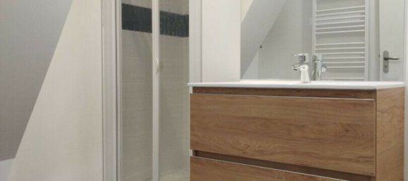 1 bedroom Apartment in Mayenne, France No. 357880 2