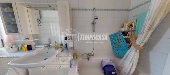 2 bedrooms Apartment in Turin, Italy No. 12783 26