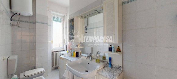 2 bedrooms Apartment in Turin, Italy No. 12783 23