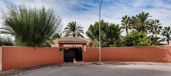 4 Schlafzimmer Villa in Torrevieja, Spain, Nr. 145545 2