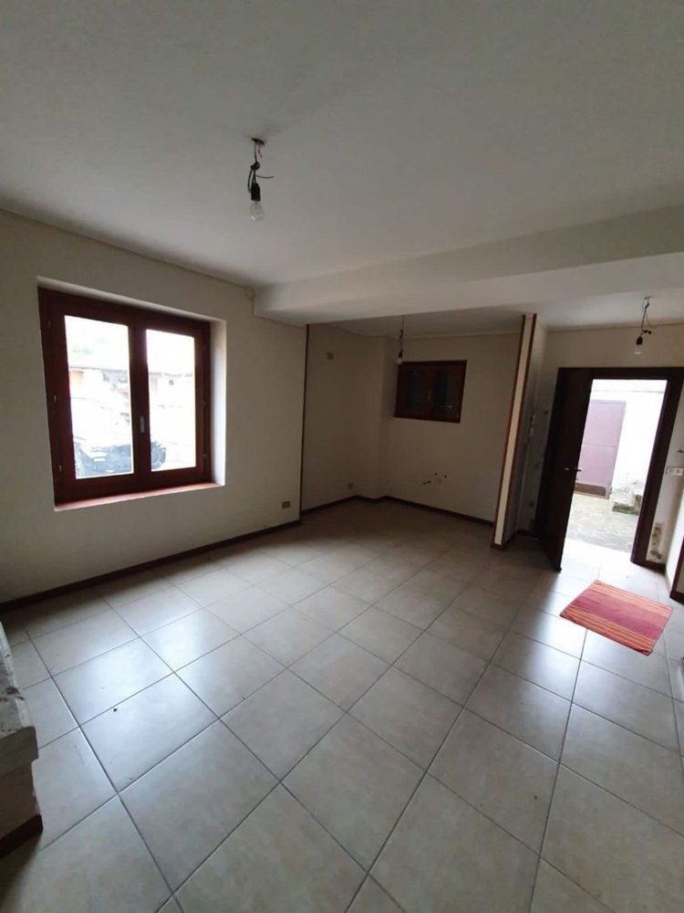 4 Schlafzimmer Haus in Polaveno, Italy, Nr. 389198