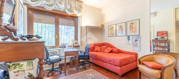 3 bedrooms Apartment in Rome, Italy No. 380995 20