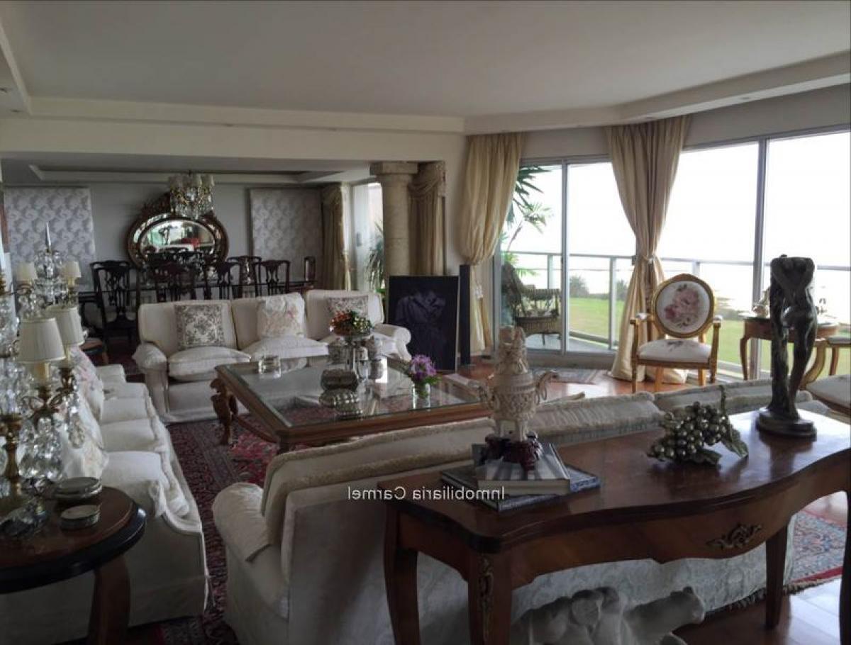 3 chambres Appartement à Montevideo, Uruguay No. 4057