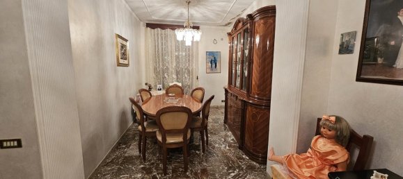 2-salle Appartement à Messina, Italy No. 160451 16