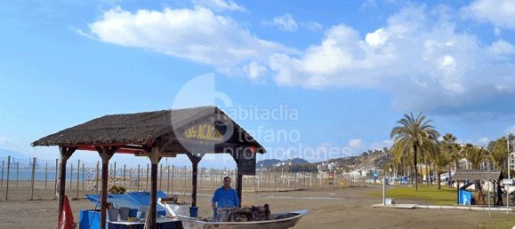 Villa T4 em Malaga, Spain N.º 104130 10