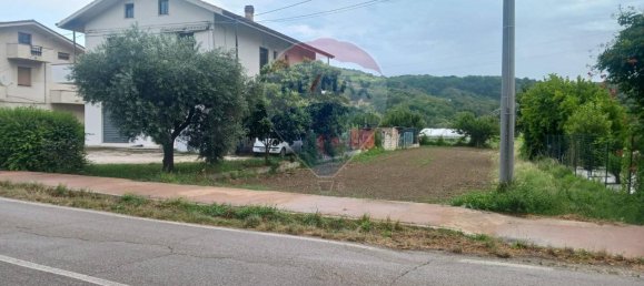 1غرفة قطعة أرض في Miglianico, Italy رقم 132439 3