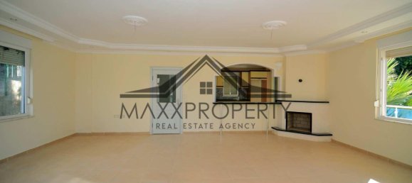 Villa 4+1 in Kargicak, Turkey No. 12914 14