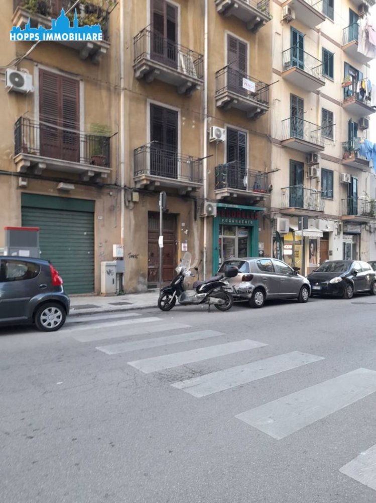 Apartamento T2 em Palermo, Italy N.º 59075