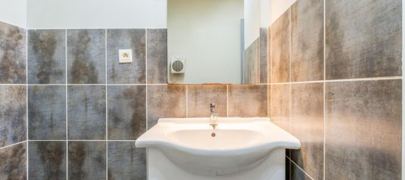 Квартира с 2 спальнями в Морестель, Франция № 338263 6