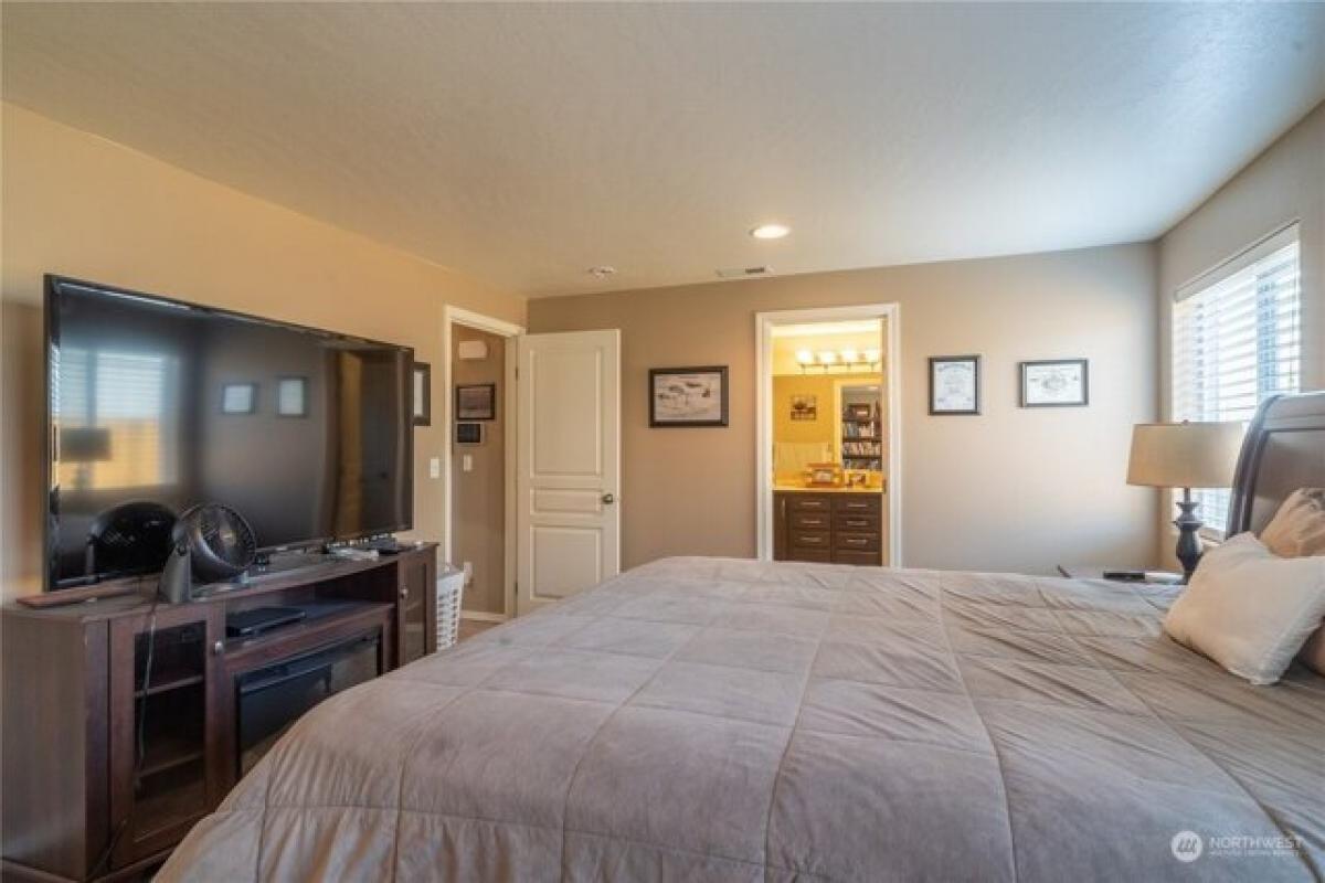 3 bedrooms House in Moses Lake, USA No. 416386