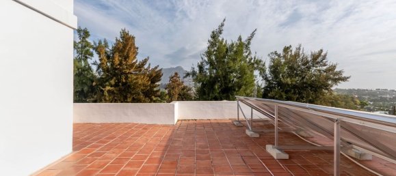 2 bedrooms House in La Quinta, Spain No. 180822 22