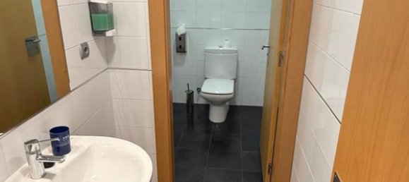 Gewerbliche Immobilie in Gijon, Spain 363m², Nr. 149772 9