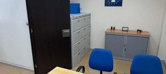 Gewerbliche Immobilie in Gijon, Spain 363m², Nr. 149772 7