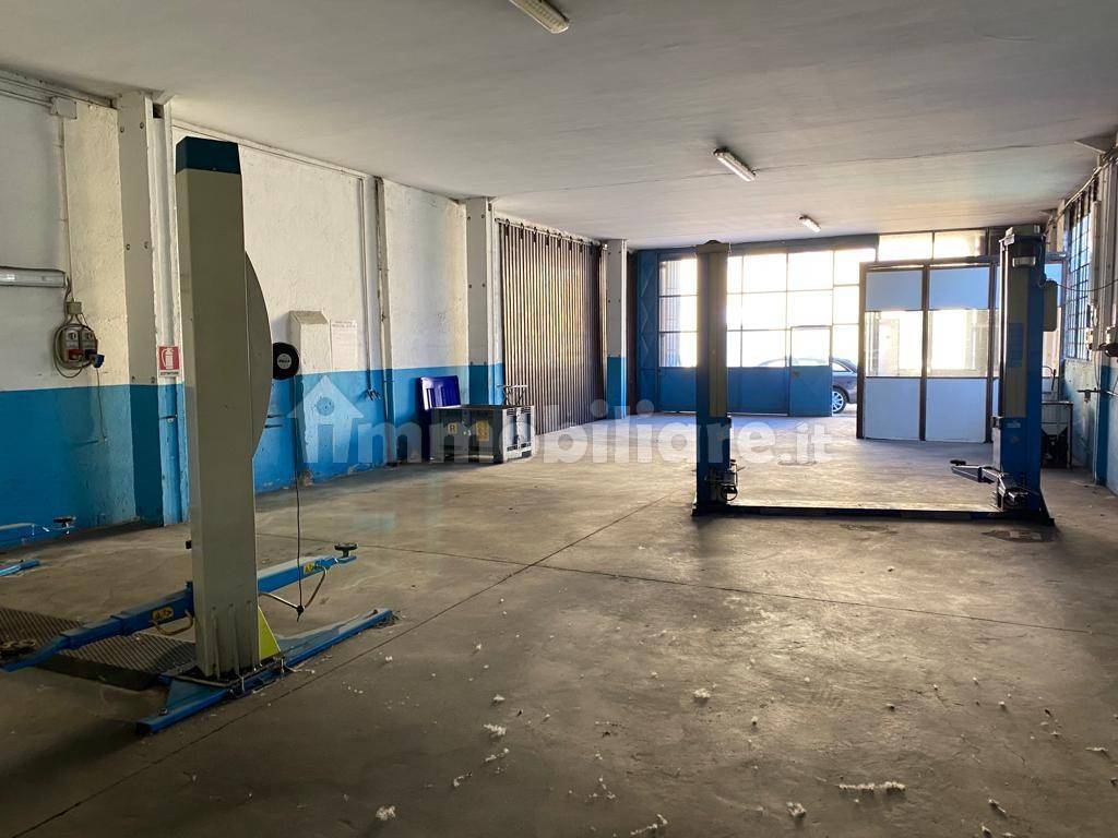 Armazém de 5 divisões em Besate, Italy N.º 343497