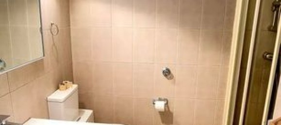 Studio in Puteaux, France No. 310089 3