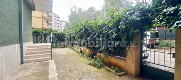 3 bedrooms Apartment in Palermo, Italy No. 191859 24