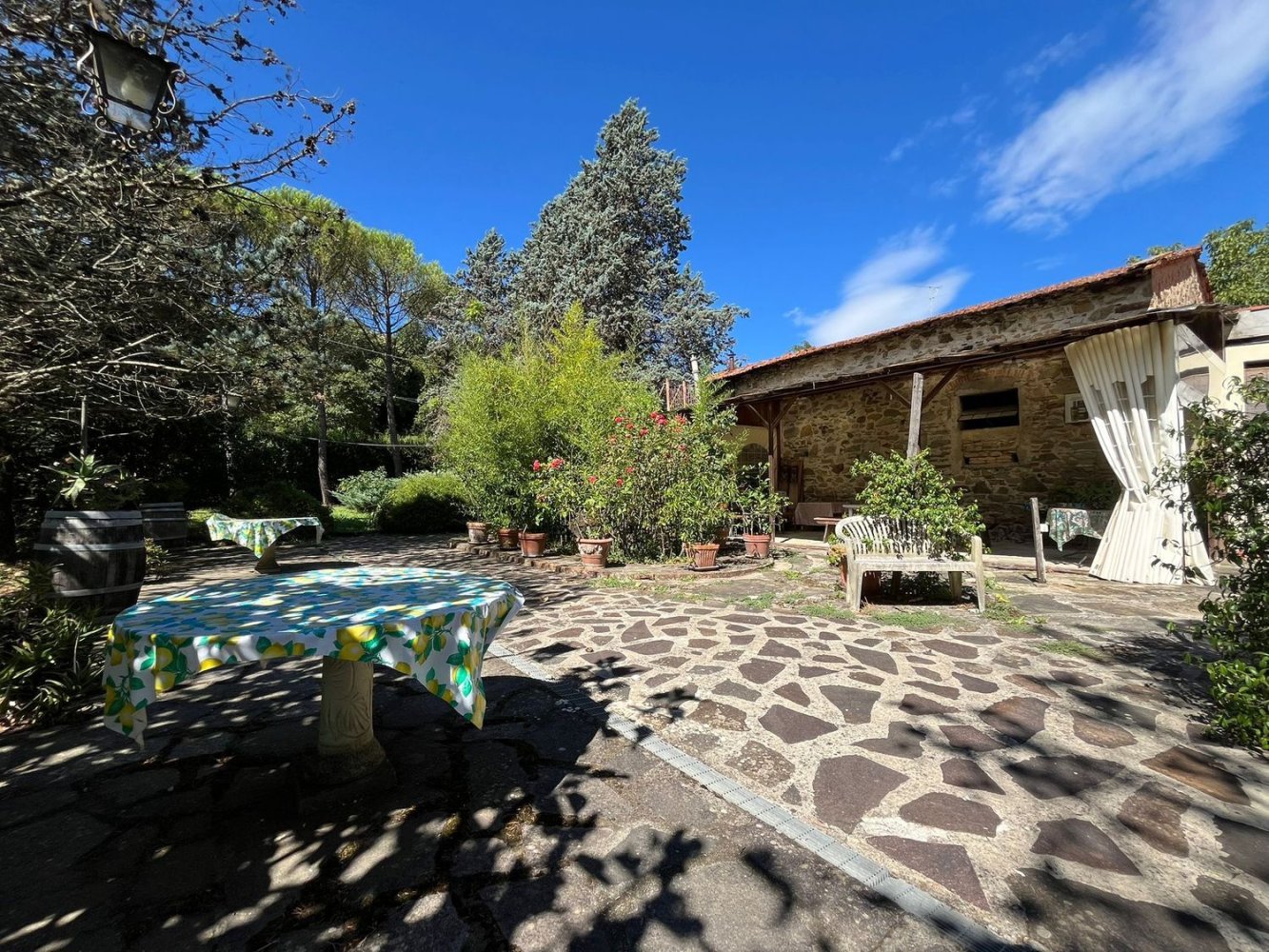 20 rooms Duplex in Rufina, Italy No. 300164