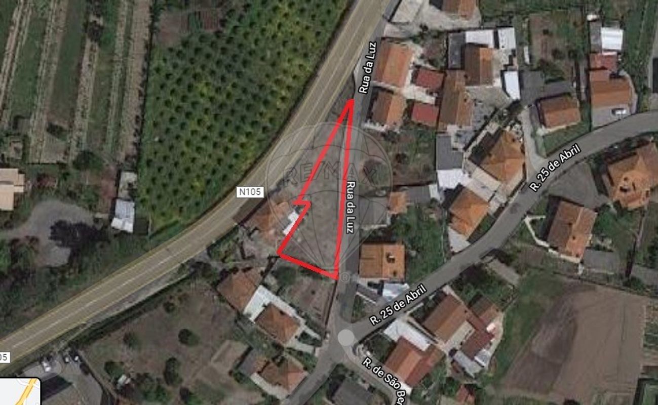 Grundstück in Moreira de Conegos, Portugal 1403m², Nr. 44471