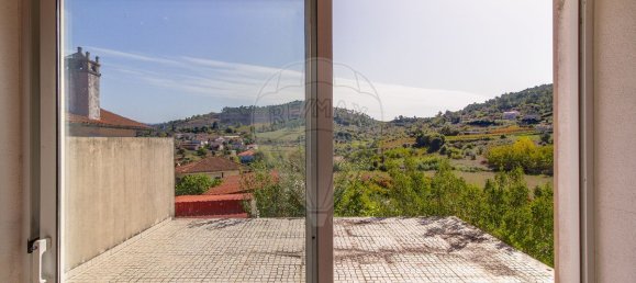 Дом с 4 спальнями в Алмалагеш, Португалия № 178354 8