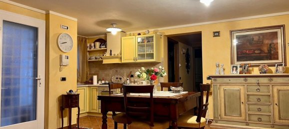 6 rooms Villa in Pistoia, Italy No. 219136 9