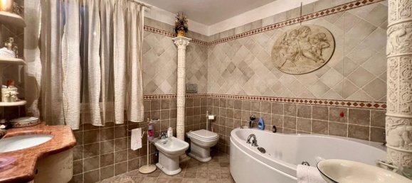 6 rooms Villa in Pistoia, Italy No. 219136 13