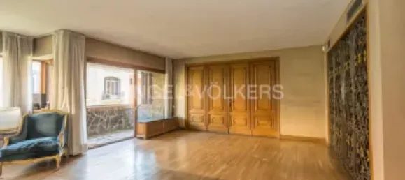 6 غرف نوم شقة في Madrid, Spain رقم 176765 3