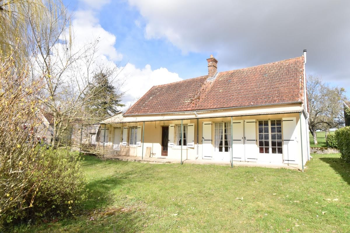 1 bedroom House in Dampierre-sous-Bouhy, France No. 270044