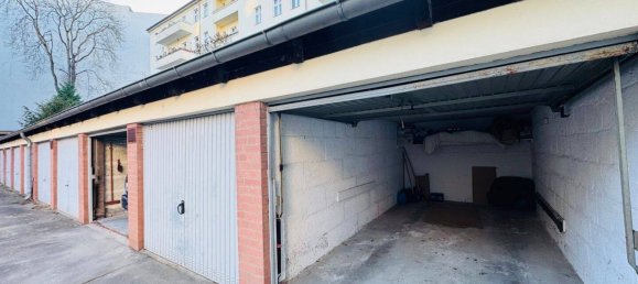  موقف سيارات في Halensee, Germany رقم 311961 5