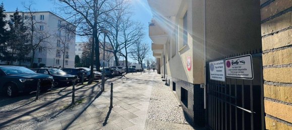  موقف سيارات في Halensee, Germany رقم 311961 15