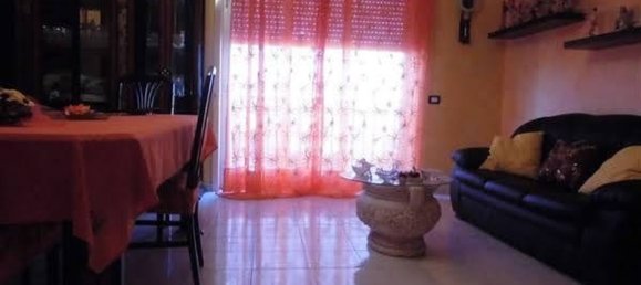 5 rooms Apartment in Lentini, Italy No. 252000 3