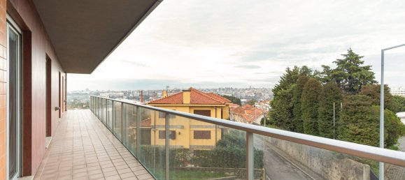 4 Schlafzimmer Wohnung in Vila Nova de Gaia, Portugal, Nr. 114023 2