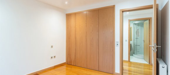 4 Schlafzimmer Wohnung in Vila Nova de Gaia, Portugal, Nr. 114023 15