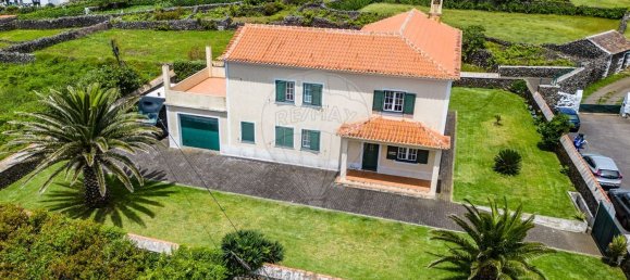 4 chambres Maison à Angra do Heroismo, Portugal No. 33986 35