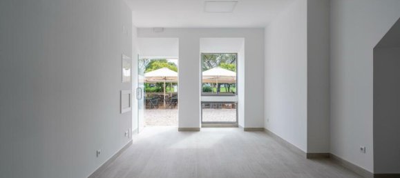 3 bedrooms Apartment in Lisbon, Portugal No. 120235 5